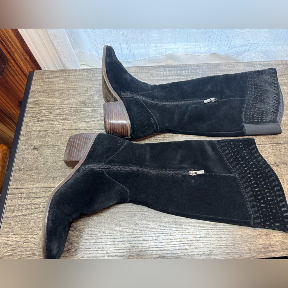 Lucky Brand Black Suede Women's Boots - Picture 4 of 5